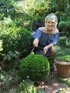 Jardin Bird Cage Support, 26" 9 Jardin Bird Cage Support, 26" -The Garden Shed Store 39 520 02IN tif