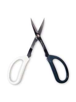 Japanese Pruning Scisssors -The Garden Shed Store 3 4 crop 8612968 0017