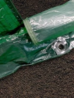 Super Dome Protection Tunnel -The Garden Shed Store 8598847 05V tif