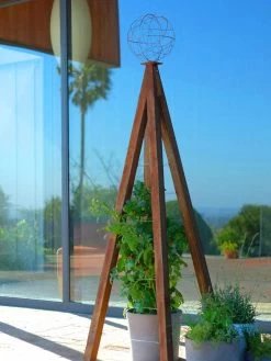 Akoris Garden Tuteur Sr. 10 Akoris Garden Tuteur Sr. -The Garden Shed Store 8600517 06V tif