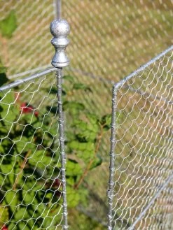 Tall Chicken Wire Critter Fence With Gate -The Garden Shed Store 8613260 0083 1