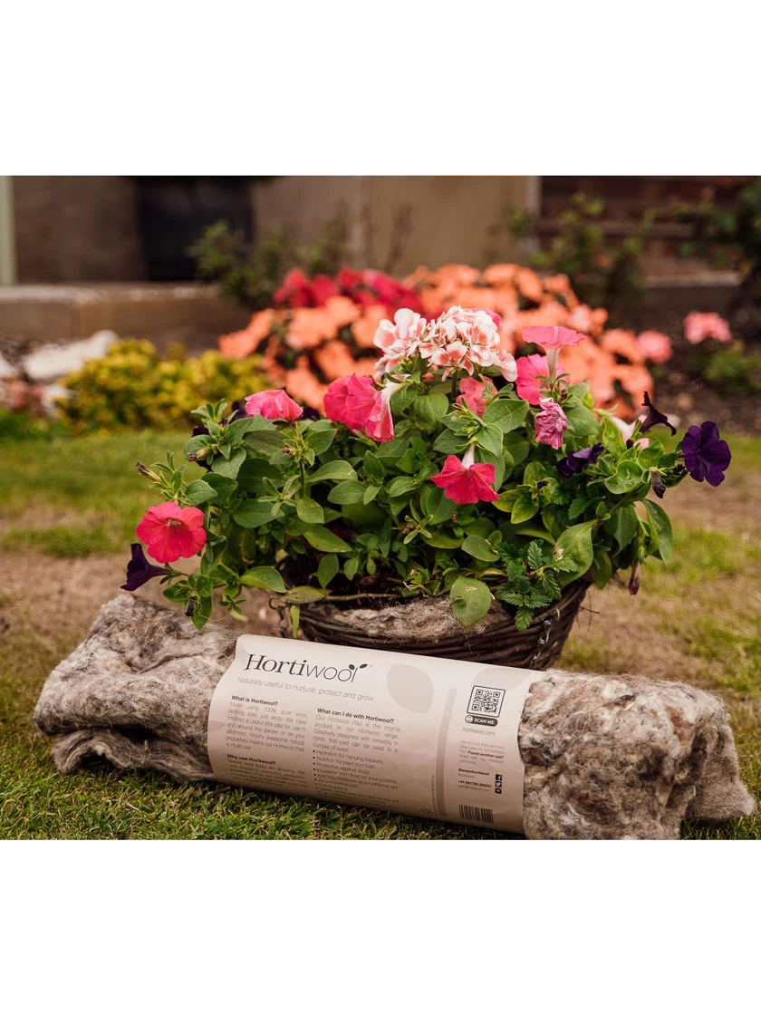 Hortiwool ® Hanging Basket Liner, Set Of 2 4 Hortiwool ® Hanging Basket Liner, Set Of 2 - Image 4
