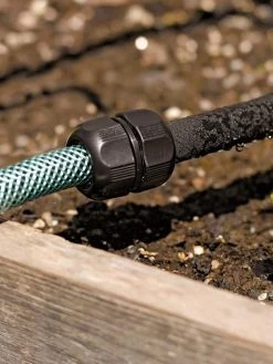 Snip-n-Drip Soaker Hose System 11 Snip-n-Drip Soaker Hose System -The Garden Shed Store GS40205 04 tif